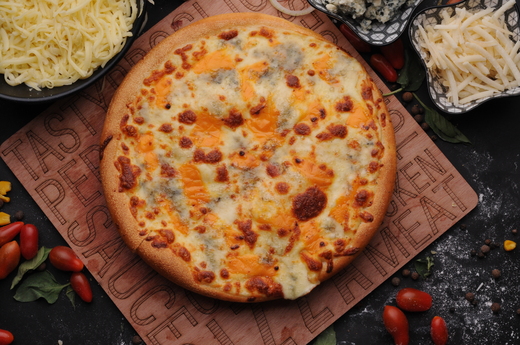 فور تشيز كبيرة